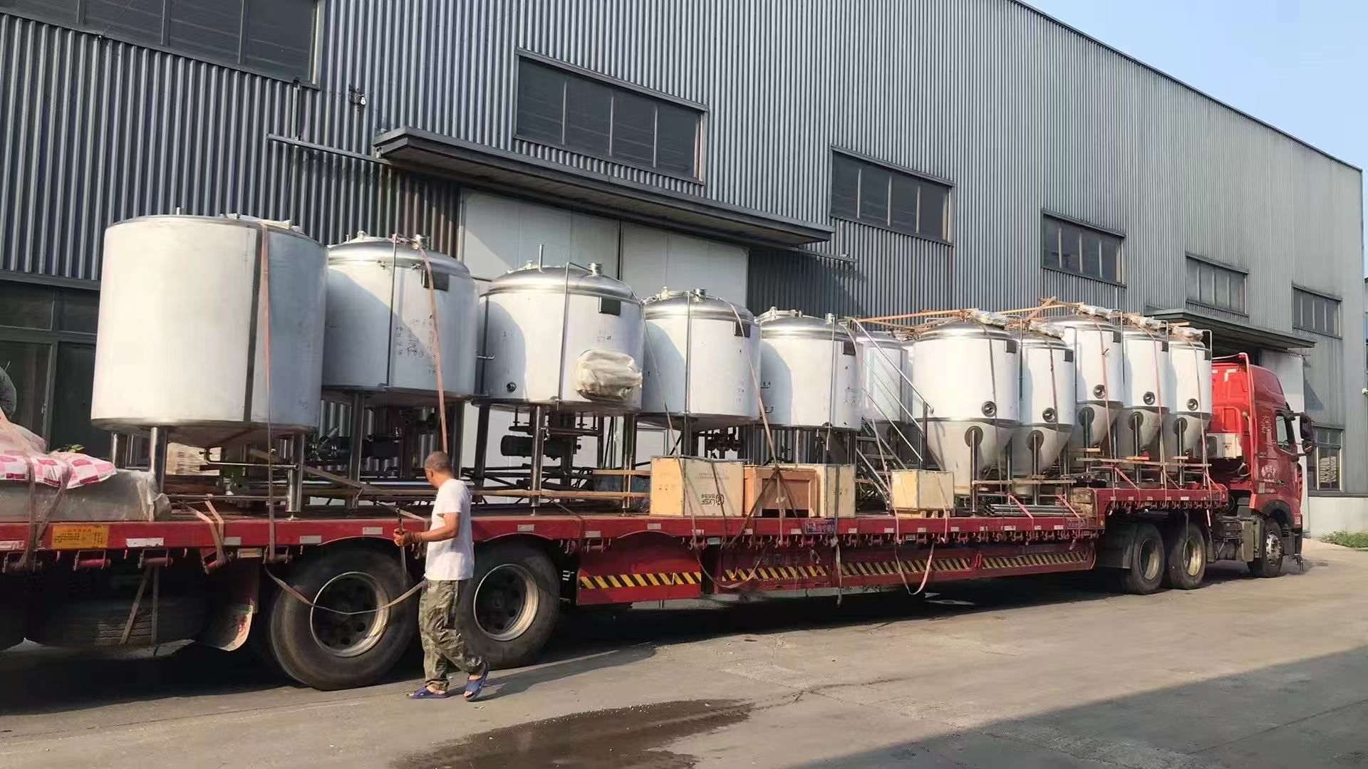 沙坪坝精酿啤酒设备厂—中小型精酿啤酒厂提供服务